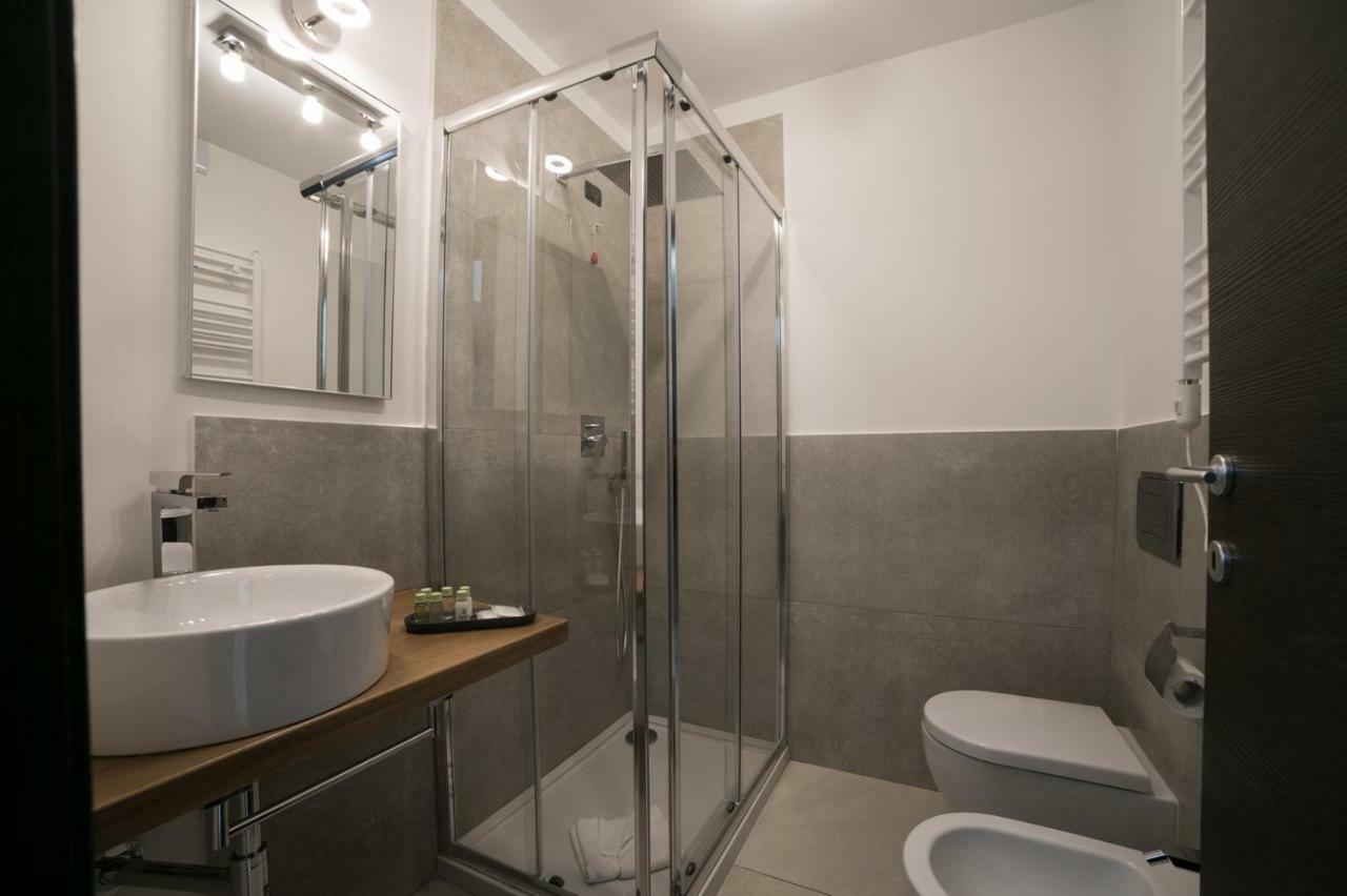Bespoke Roma Suites Eksteriør billede